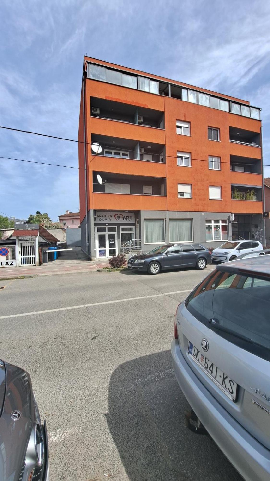 Apartment Lera Apartment-free Public Parking Nearby Zagreb